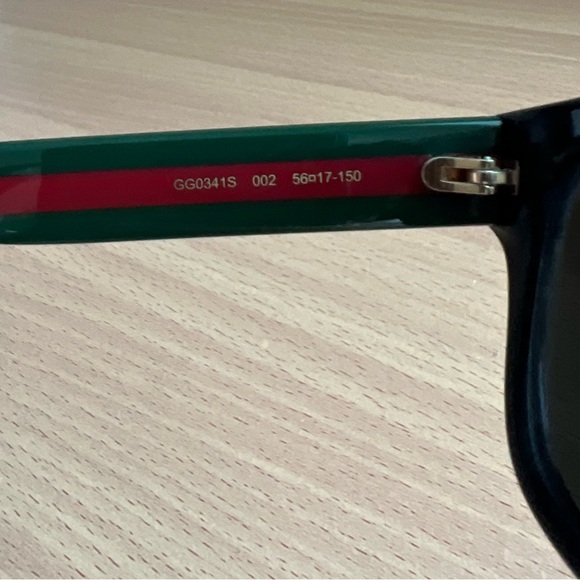 Gucci Men’s Polarized sunglasses GG0341S - Picture 14 of 16